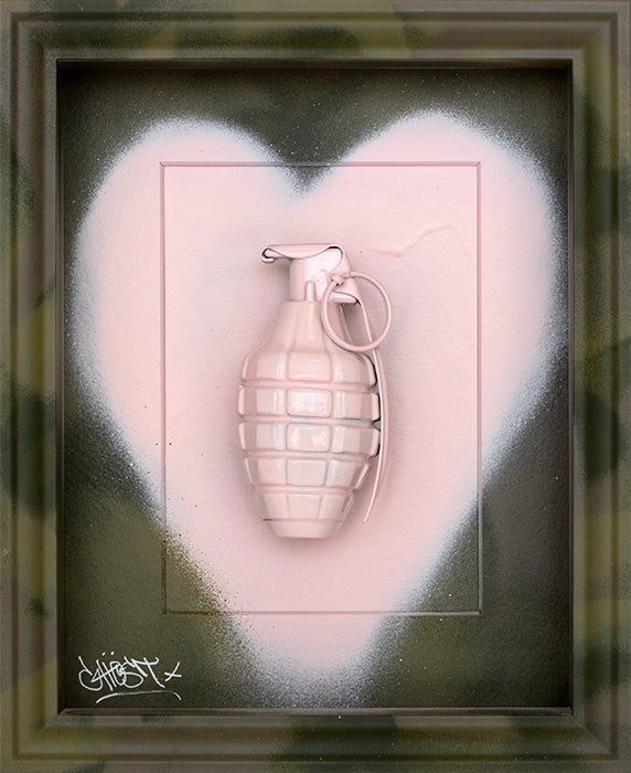 POP-ART-GANDA (GRENADE 25) by Ghost