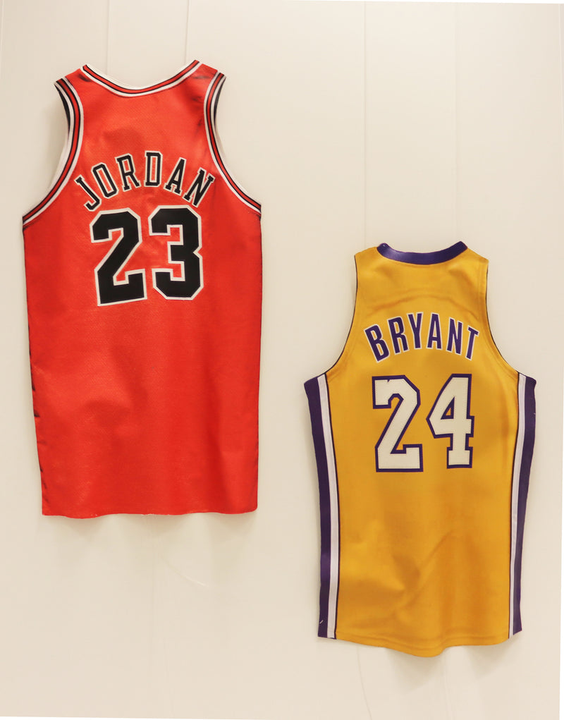 Bryant Shirt Sculptures by Dirty Hans